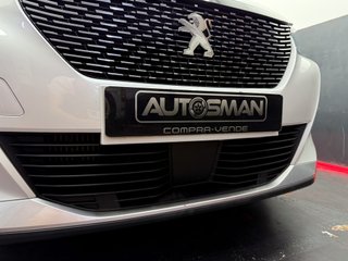 Peugeot 2008 Allure Pack BlueHDI 130 S&S EAT8