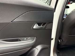 Peugeot 2008 Allure Pack BlueHDI 130 S&S EAT8