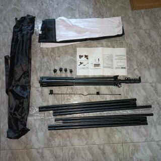 Pantalla Proyector VEVOR 110" Portátil