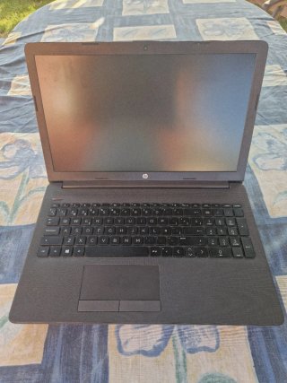 Portátil HP 255 G7 Gris