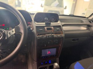 Mitsubishi Montero 2.8TDI GLX