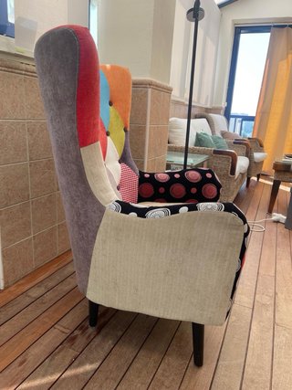 Sillón orejero patchwork multicolor