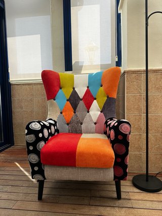 Sillón orejero patchwork multicolor