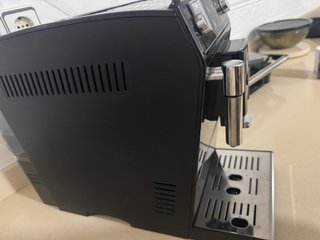 Cafetera DeLonghi Autentica Negra