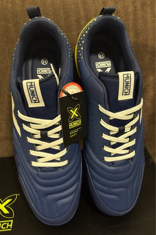 Zapatillas Munich Futsal Talla 45 Nuevas