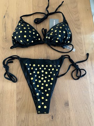 Bikini Missguided nero con borchie tg L