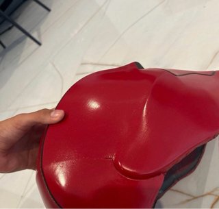 Casco Rojo Brillante robin hood