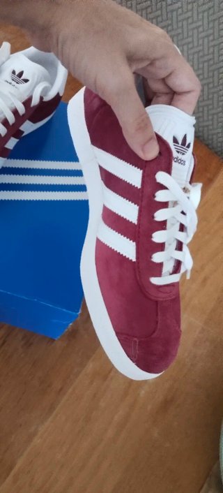 Adidas Gazelle granates Talla 38 Nuevas