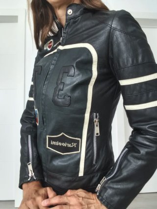 Chaqueta Cuero Y2K Motera Parches