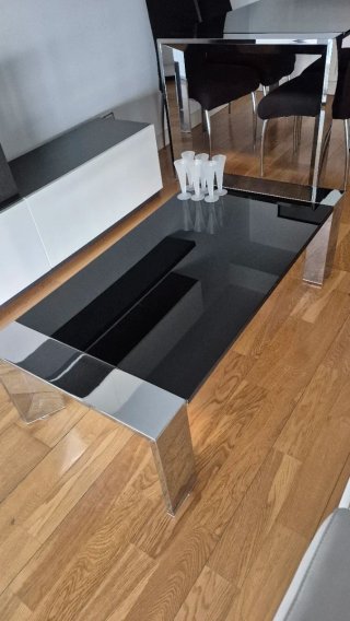 Mesa de centro cristal negro y metal