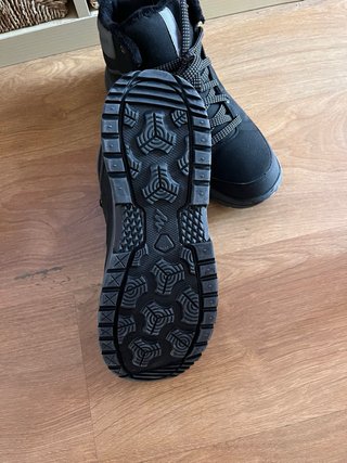 Botas Quechua Talla 43 Negras y Grises