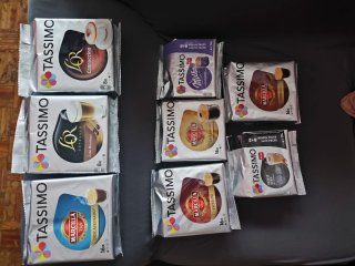 Cafetera Tassimo Bosch +  8 Paq. Cápsulas Variadas