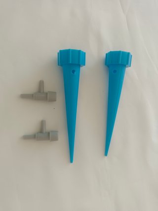 2 Dispositivos de riego automático para plantas