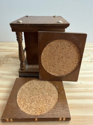 Juego posavasos madera libros