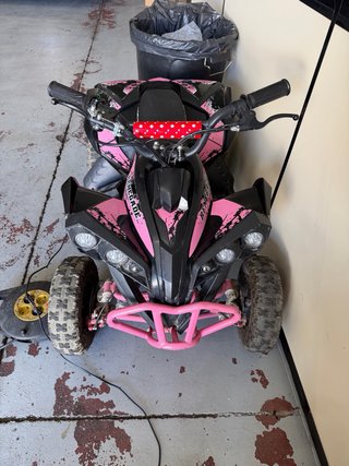 Quad Infantil Rosa y Blanco 2
