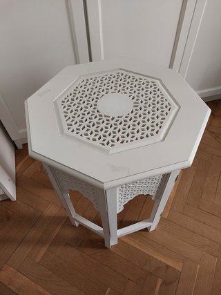 Mesita auxiliar Zara Home octogonal