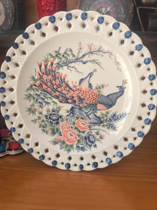 Plato decorativo porcelana pavos reales