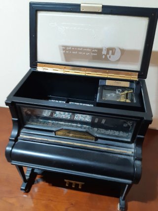 Caja Música Joyero Piano Discretion
