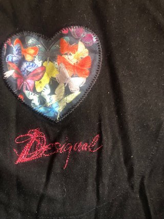 Jersey Desigual Negro Corazones Rosa