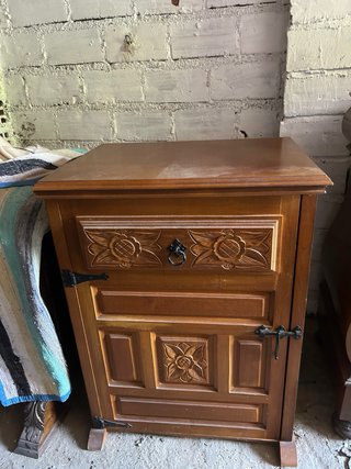 Mueble Singer con Máquina de Coser Antigua