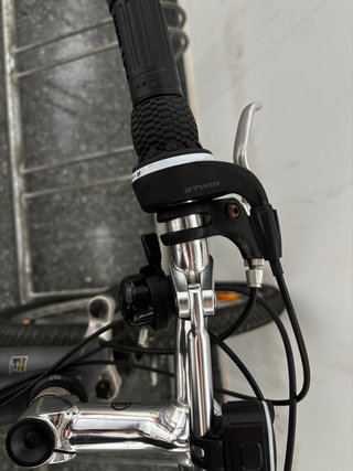 Bicicleta Vintage Gris con Portaequipajes
