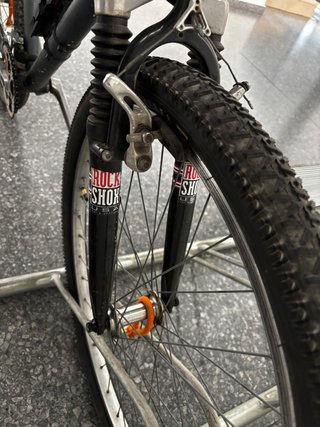 Bicicleta Vintage Gris con Portaequipajes