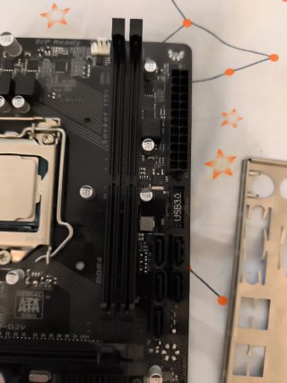 Placa Base GA-B250M-D2V + I7 7700k