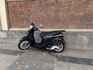Piaggio Liberty 125 Negra