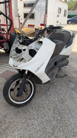 Despiece Peugeot Satelis RS Blanco