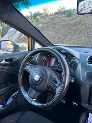 SEAT Leon cupra