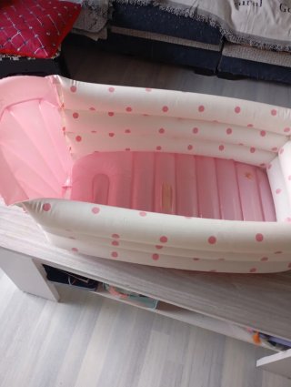 Cochecito y capazo de muñecas rosa
