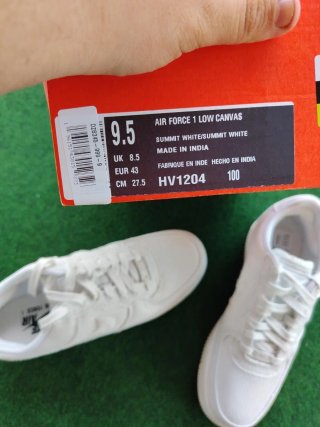 Nike Air Force 1 White Canvas