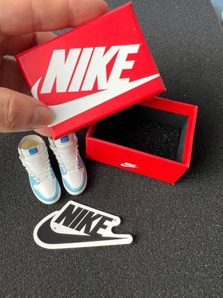 Mini zapatillas coleccionables