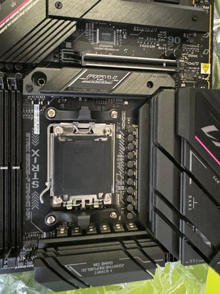 Placa Base ASUS ROG Strix B650E-F Gaming WiFi