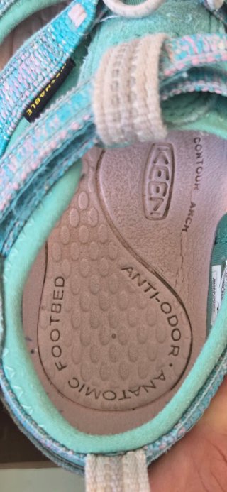 Sandalias Keen Niño Talla 27-28