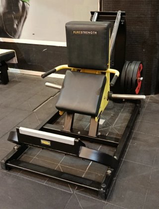 Máquina Gemelos Technogym Pure Strength
