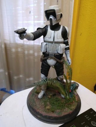 Figura Resina Scout 30cm Star Wars