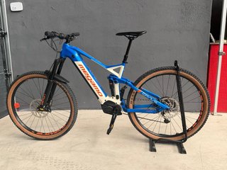 Bici eléctrica Megamo CRAVE. Con 1750km