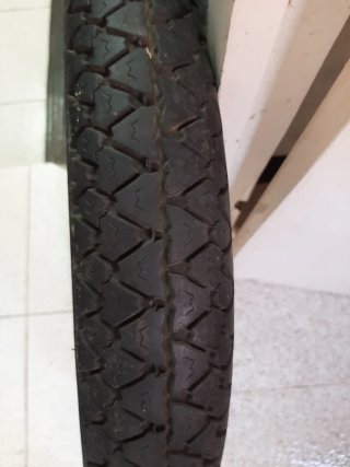 Michelin 3.00-18 Neumático