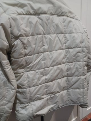 Chaqueta acolchada mujer beige