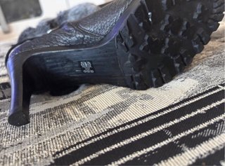 Botas Calvin Klein Piel Negra con Forro Gris