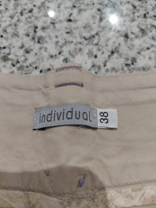 Falda beige talla M