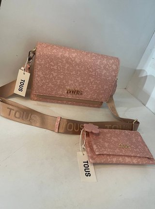Conjunto várias cores disponíveis.