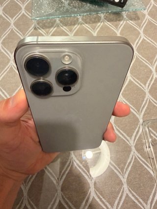 iPhone 15 Pro Max Plata Como Nuevo