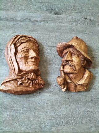 2 Figuras Rústicas