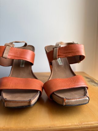 Sandalias Looky Made in Spain Y2K T39 suela cuero