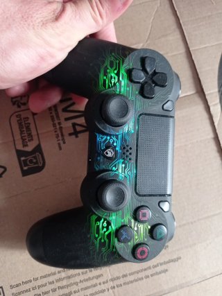 Mando PS4. Compatible
