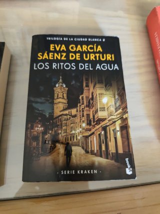 El silencio de la ciudad blanca: Trilogía de la...