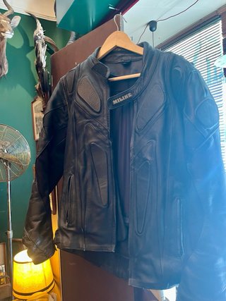 Chaqueta de cuero Miline reforzada para moto