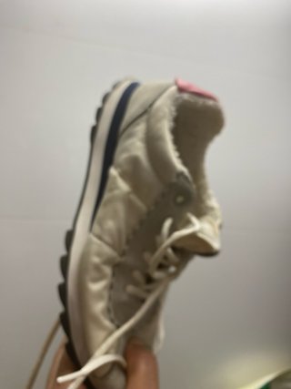 Deportivas Y Lola Beige y Blanco